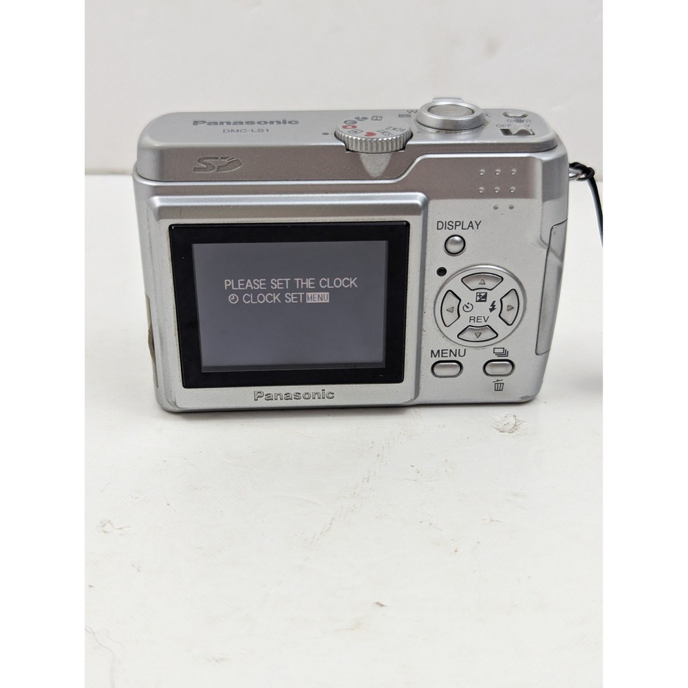 Panasonic DMC-LS1‎ Digital Camera 4.0MP Silver For Parts or Repair Stuck Lens